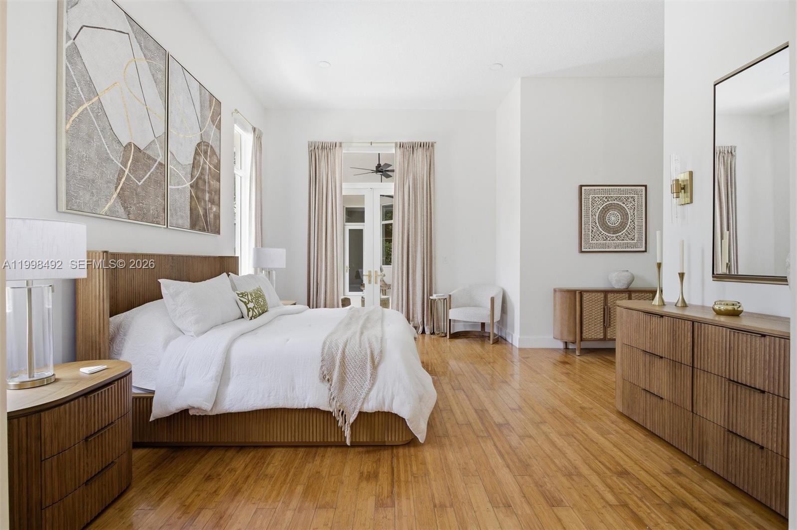 PINEWOOD GROVE - Residential