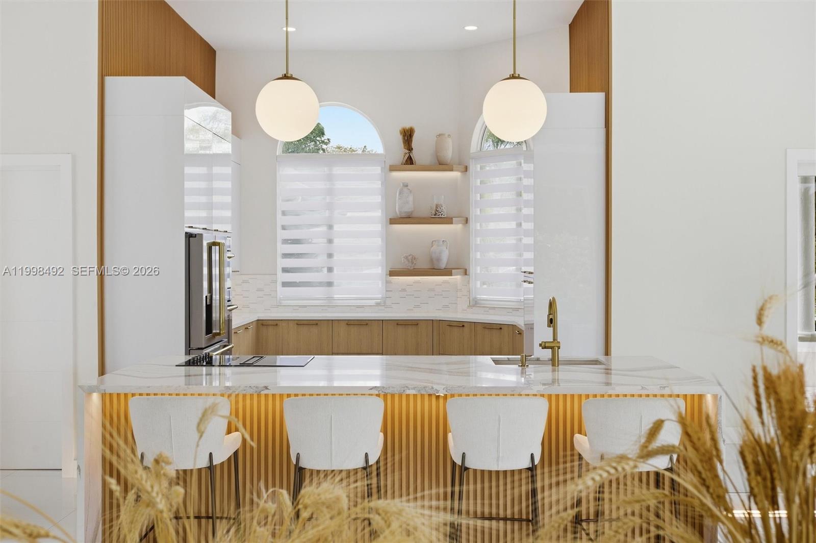 PINEWOOD GROVE - Residential