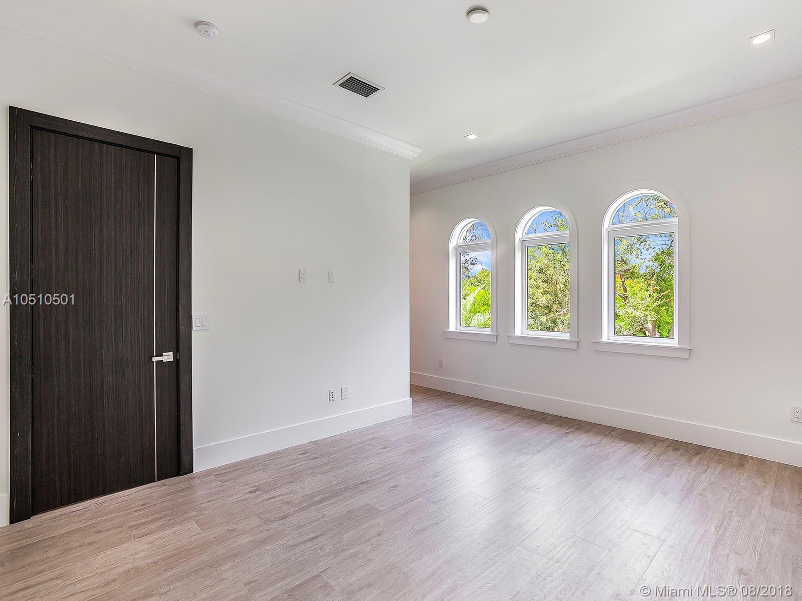 BAY RIDGE ESTS - Residential