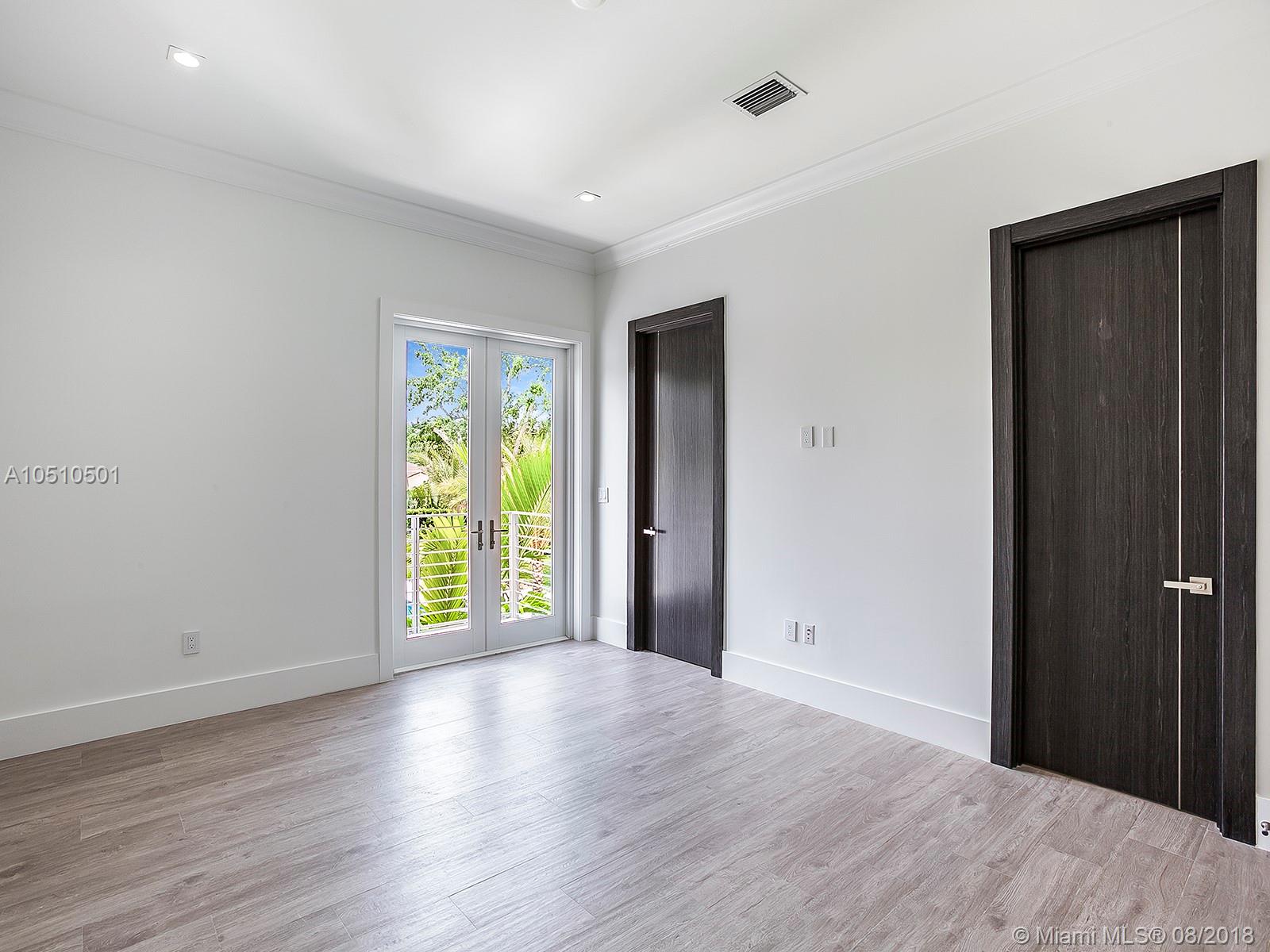 BAY RIDGE ESTS - Residential