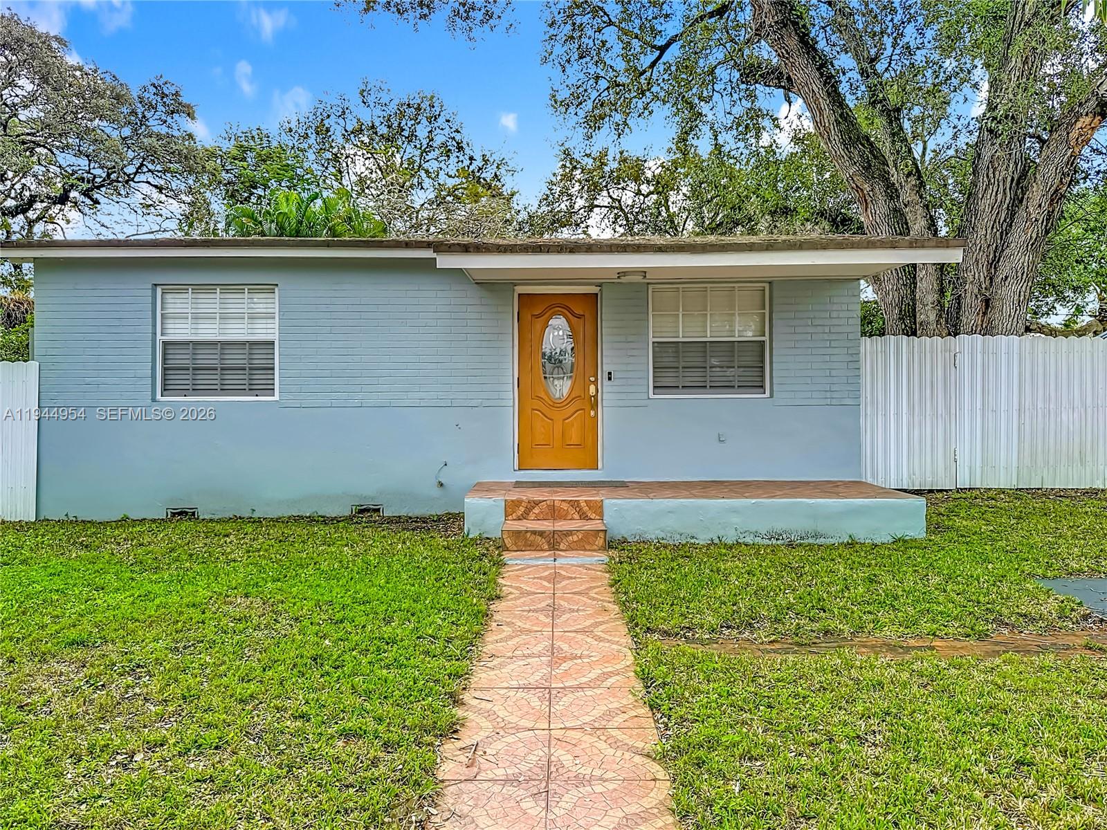 LINWOOD GARDENS NO 2 - Residential