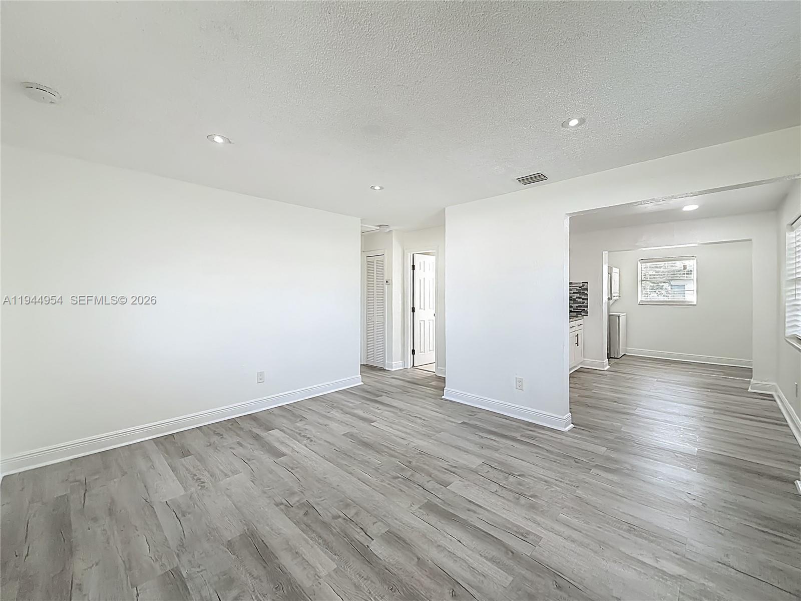 LINWOOD GARDENS NO 2 - Residential