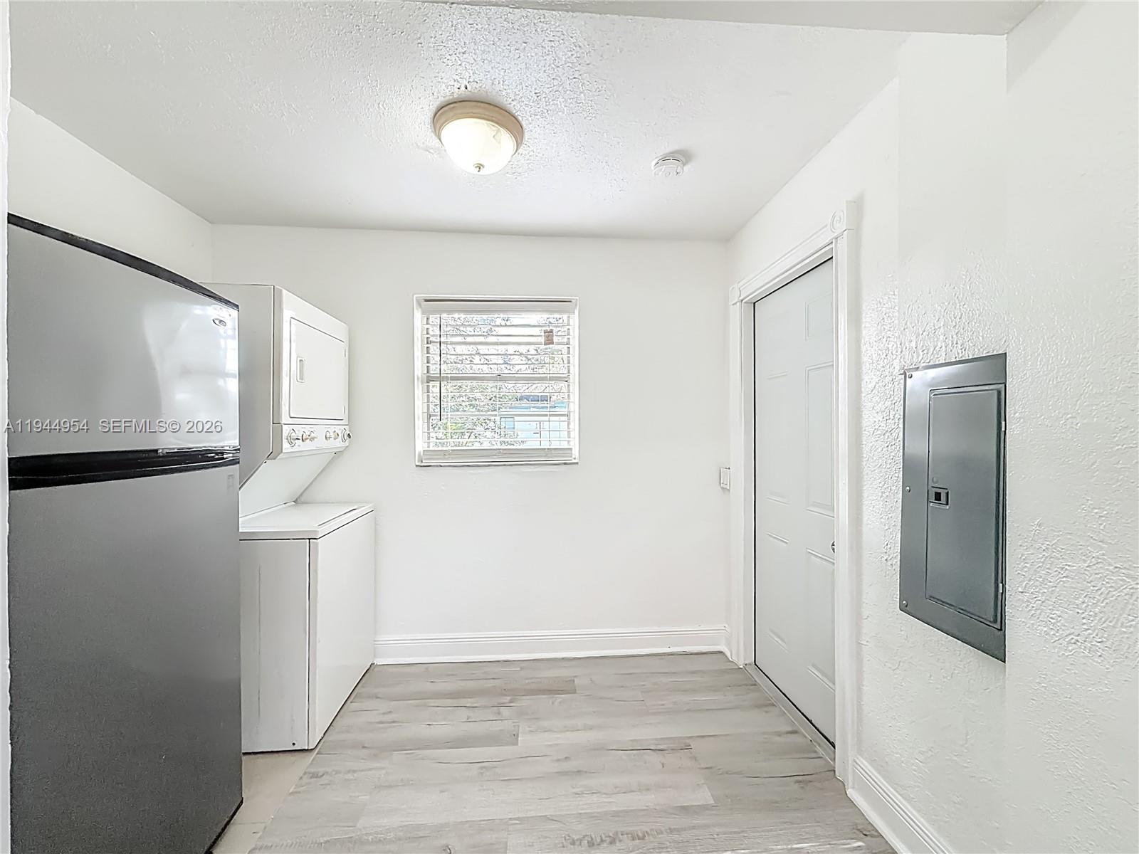 LINWOOD GARDENS NO 2 - Residential