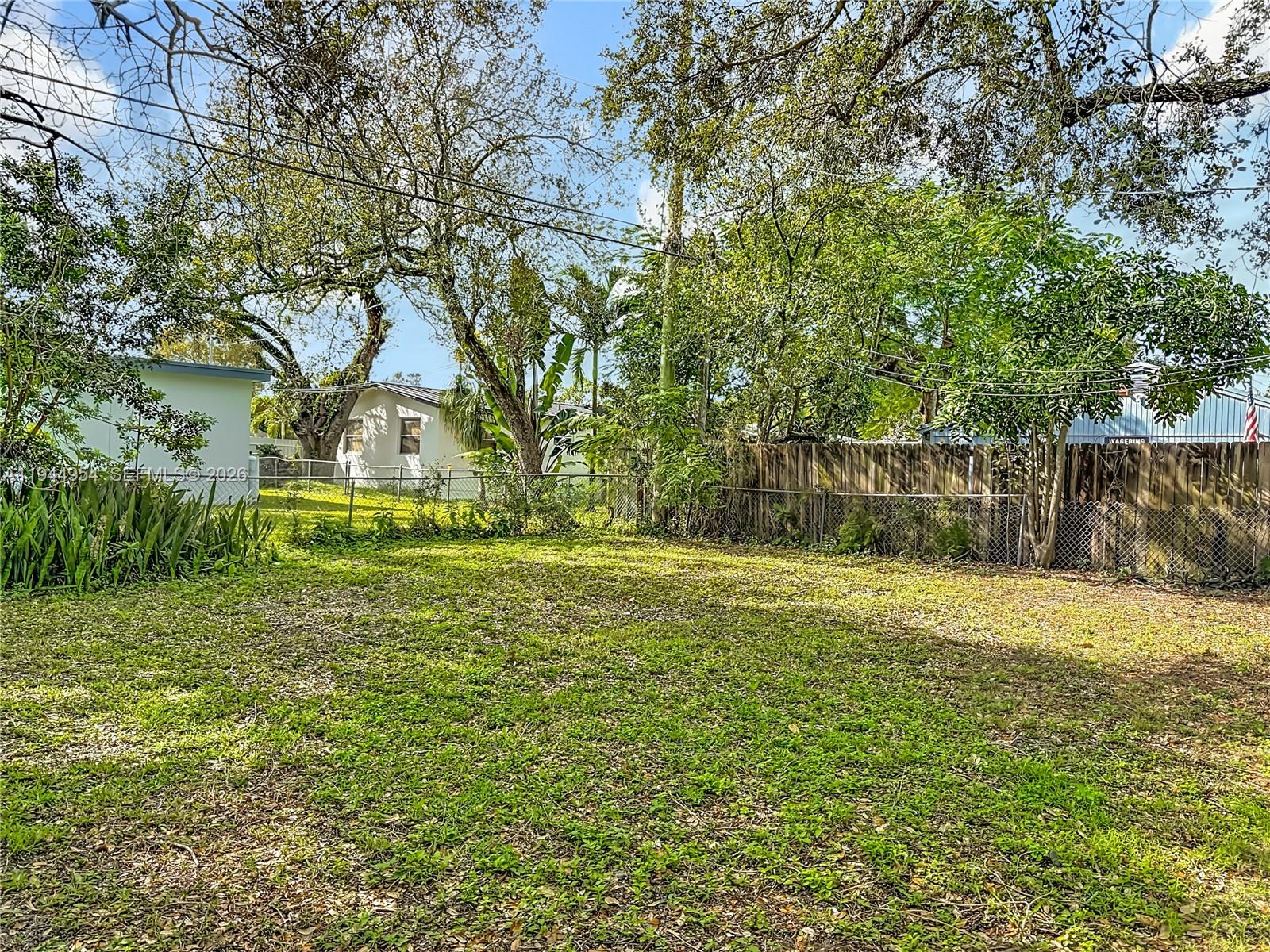 LINWOOD GARDENS NO 2 - Residential