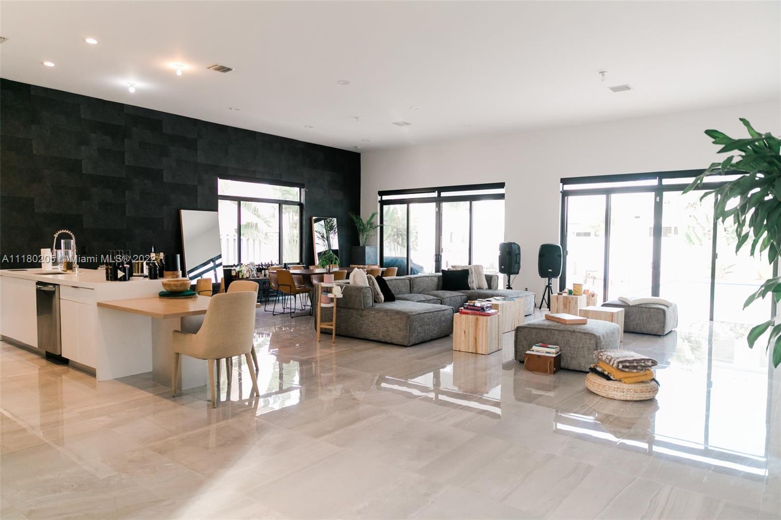 MARSHALLS EVERGLADE SUB - Residential