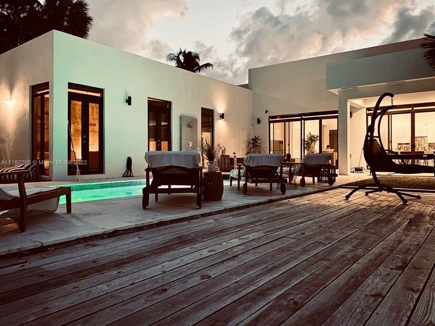 *Investors Alert, licensed Airbnb with proven income. 
*Heated swimming pool controlled by automated system from the smartphone. 
*All furnishing Indoor/ outdoor included! fully equipped kitchen, bedding etc come with this property in order to keep operating with zero initial out of pocket expense as soon as purchase is completed. All future booking comes with this property as well. 
*super host status and 160 reviews with a 4.90 star rate on Airbnb!
*Private dock+ocean access (small boats up to 18 feet since it's a corner dock) 
*Comes furnished! 
* Option to keep seller as a management company for 15%