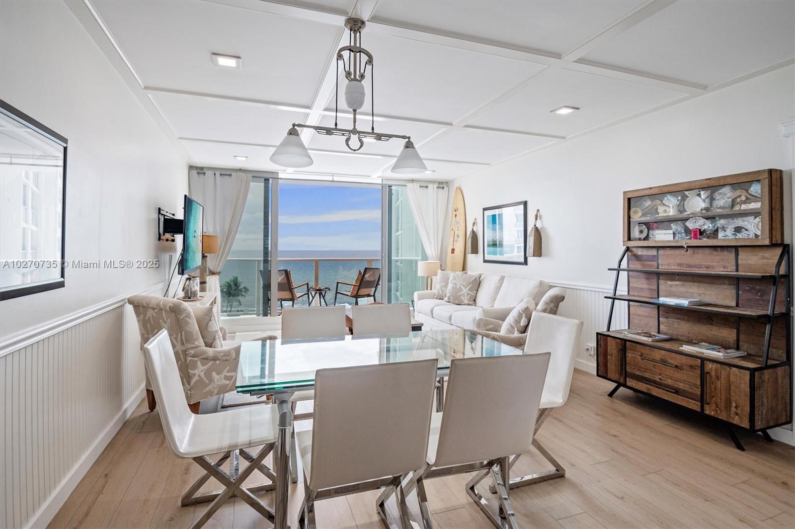 ALEXANDER TOWERS - Residential Lease