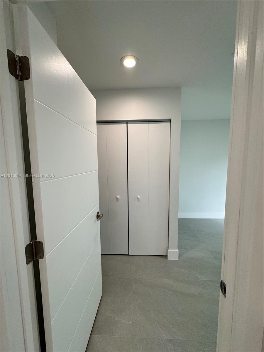 VILLA DORAL CONDO NO 5 - Residential Lease