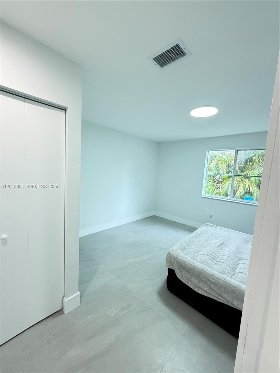 VILLA DORAL CONDO NO 5 - Residential Lease