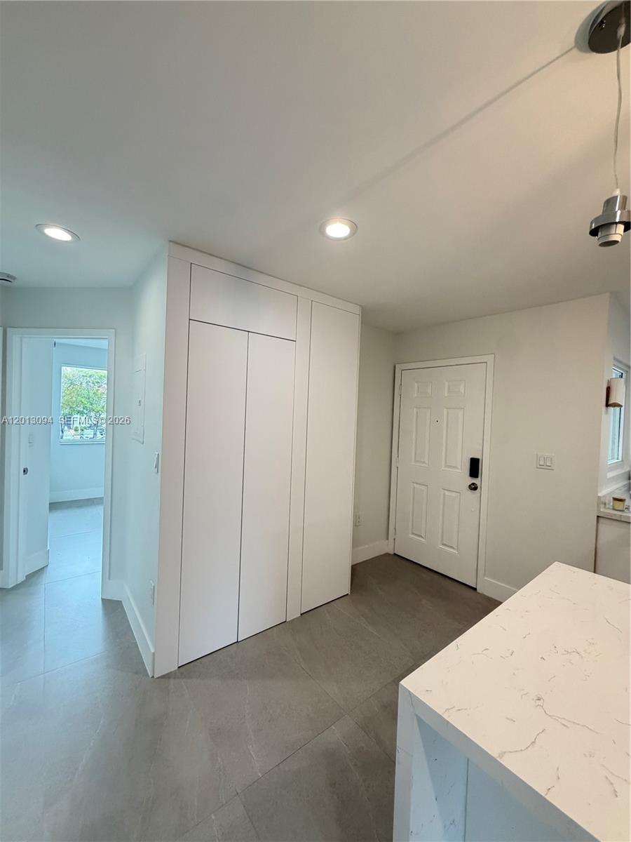 VILLA DORAL CONDO NO 5 - Residential Lease