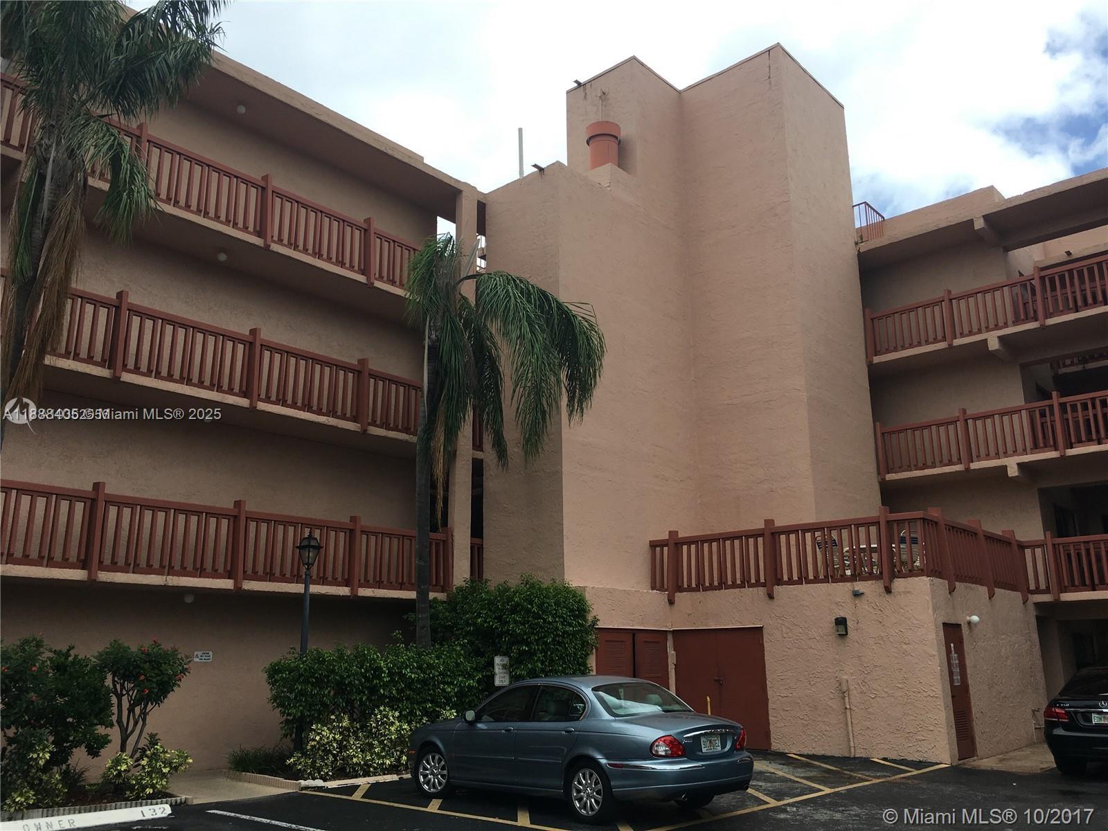 MANARANDA VILLAGE CONDO - Residential Lease
