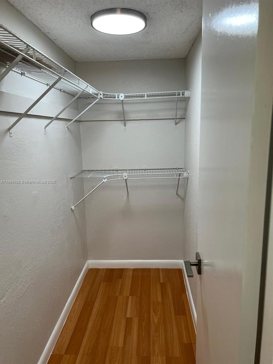 MANARANDA VILLAGE CONDO - Residential Lease