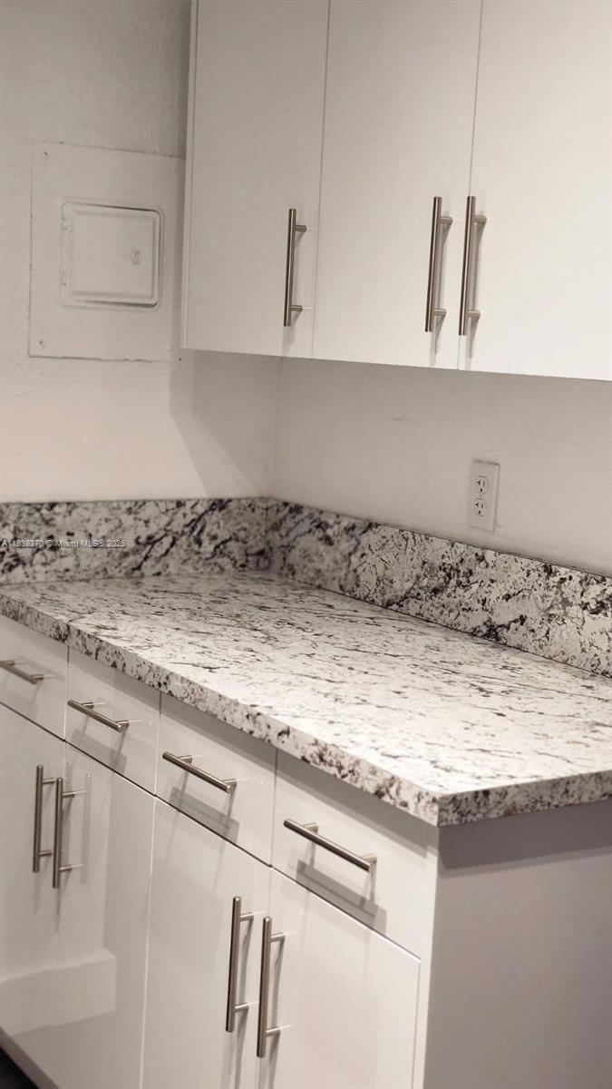 CYPRESS TREE CONDO BLDG 6 - Residential