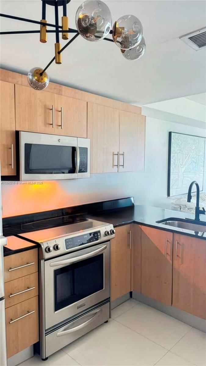 HARBOUR HOUSE - Residential