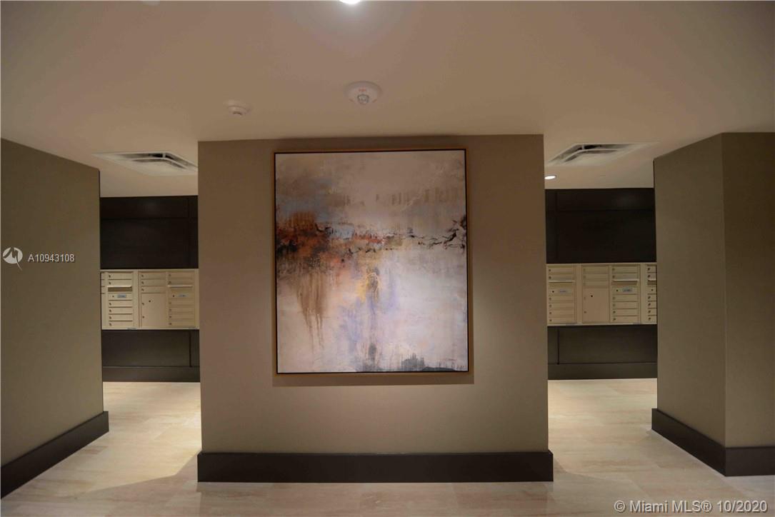 5252 PASEO CONDOMINIUM - Residential Lease