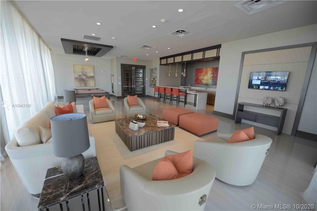 5252 PASEO CONDOMINIUM - Residential Lease