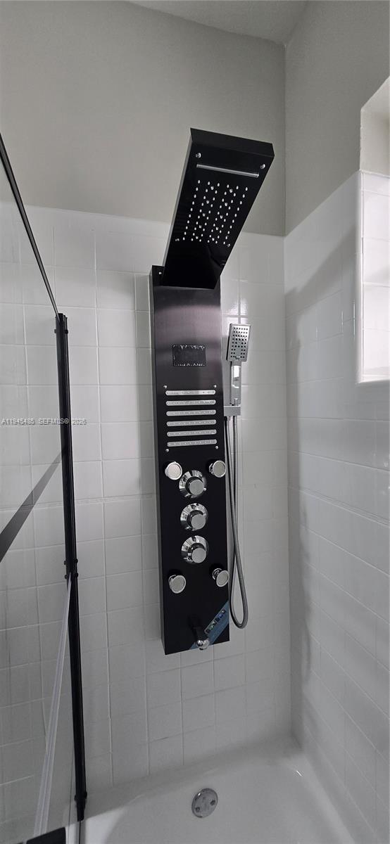 AUBURNDALE AMD - Residential