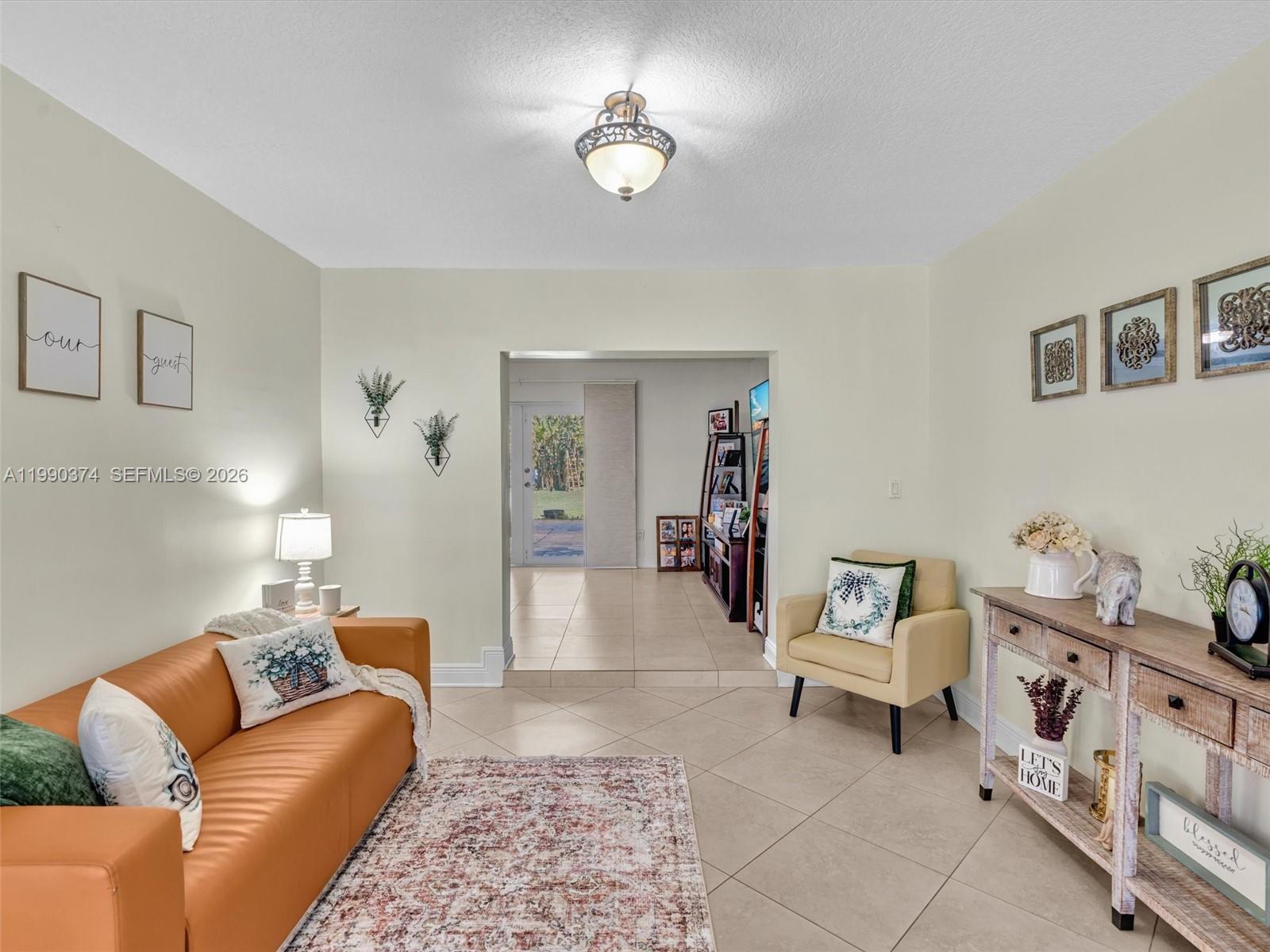 OAKS HILLS - Residential