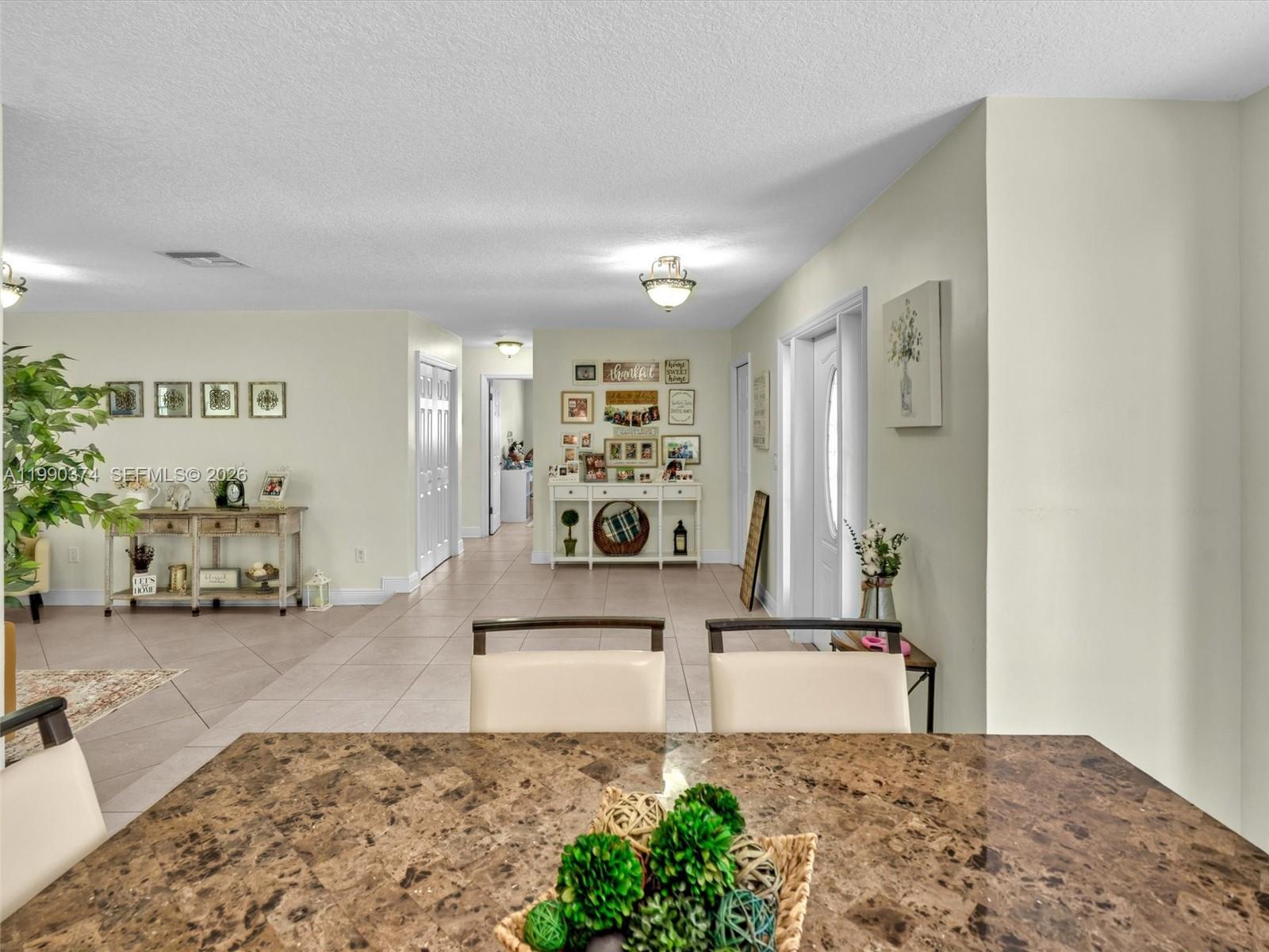 OAKS HILLS - Residential