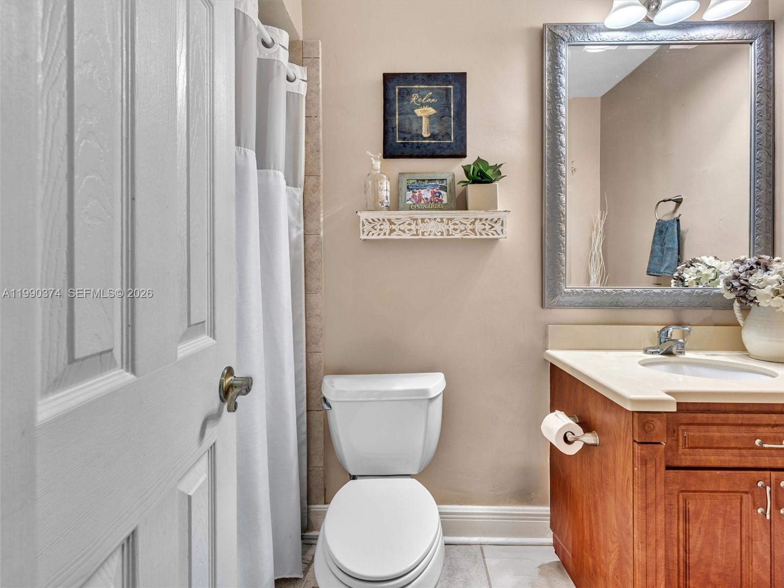 OAKS HILLS - Residential