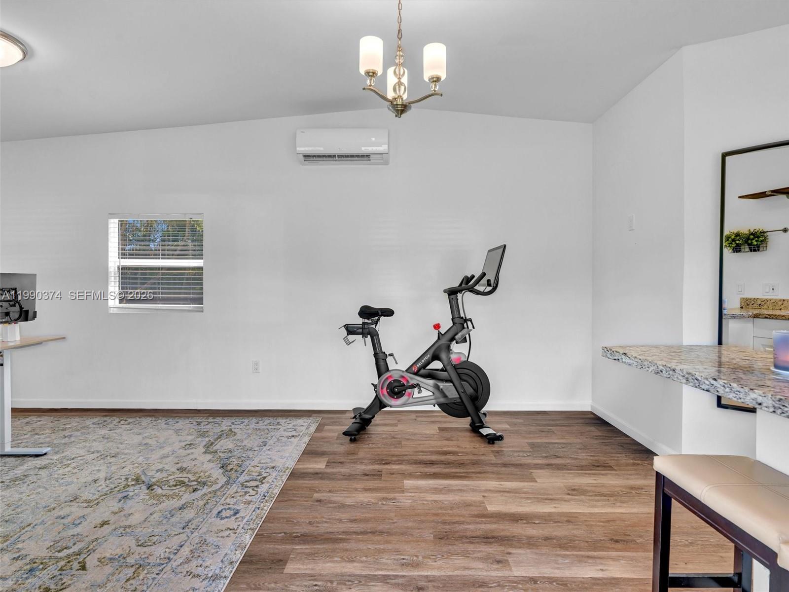 OAKS HILLS - Residential