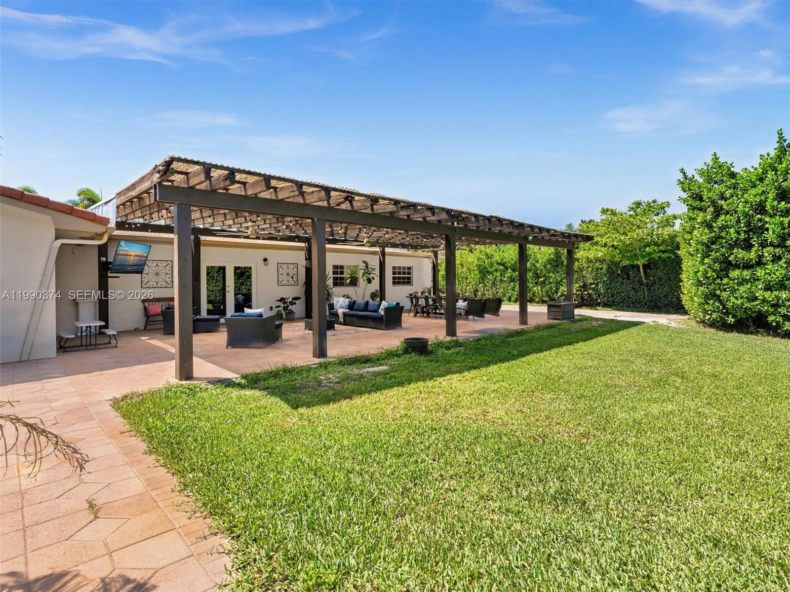 OAKS HILLS - Residential