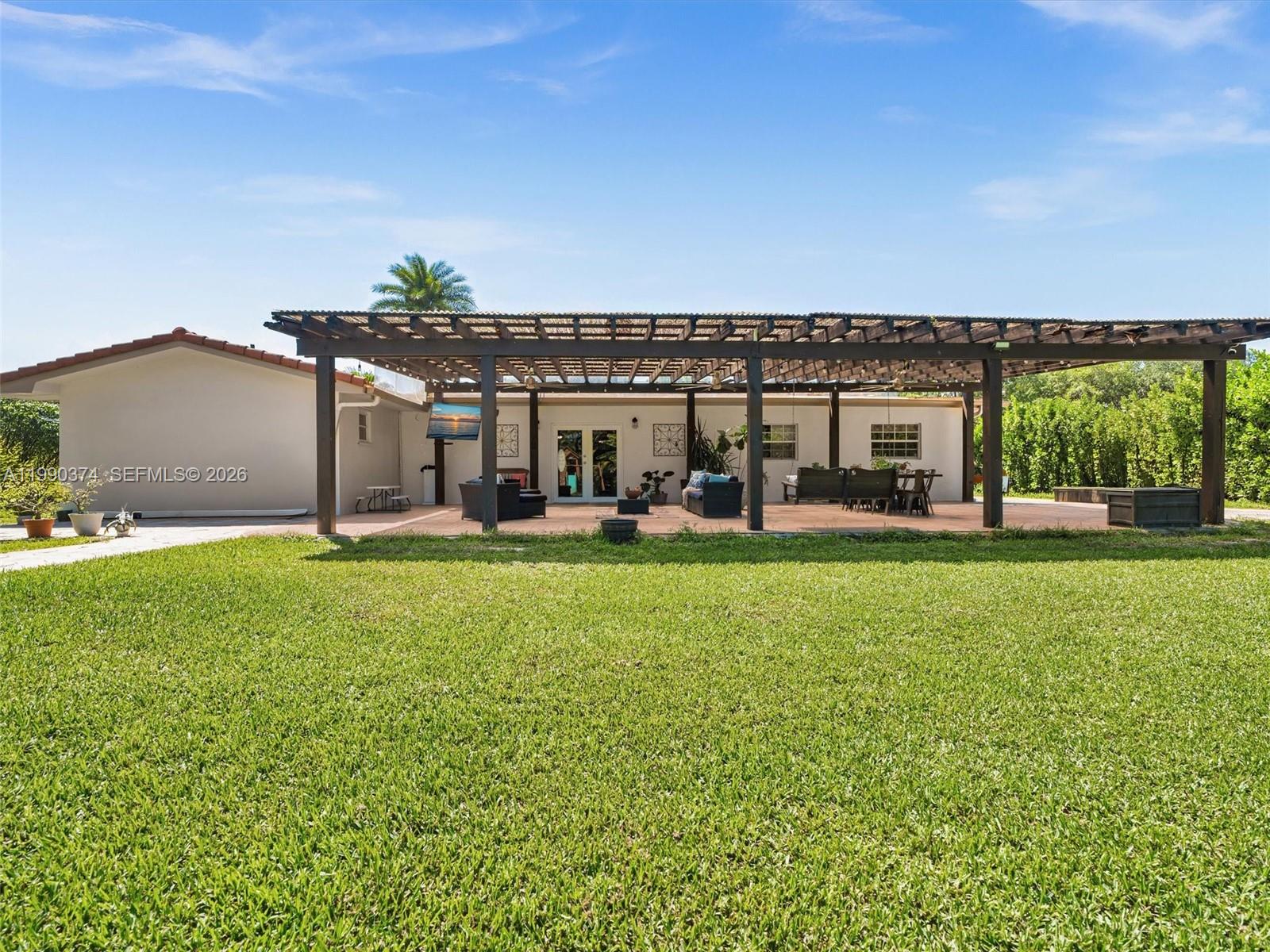 OAKS HILLS - Residential