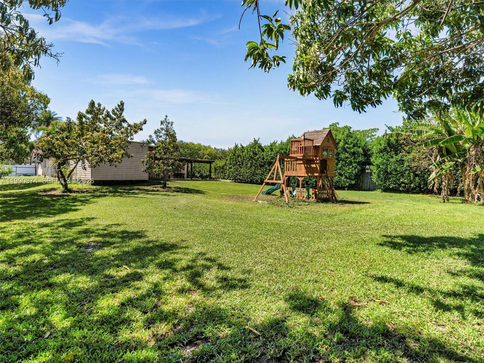 OAKS HILLS - Residential