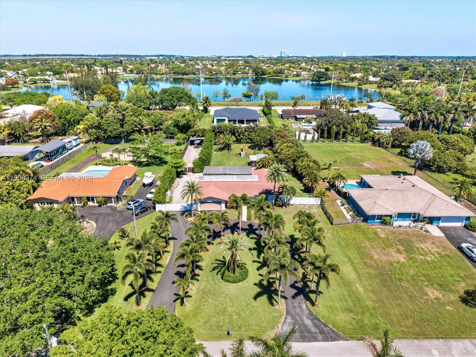 OAKS HILLS - Residential