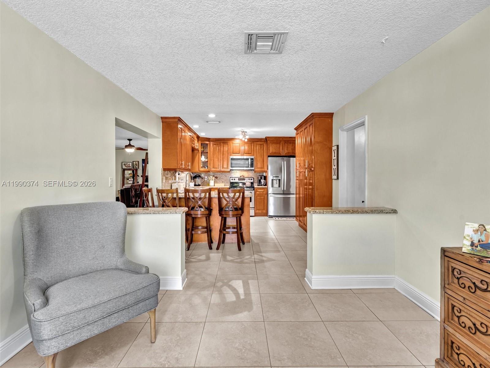 OAKS HILLS - Residential