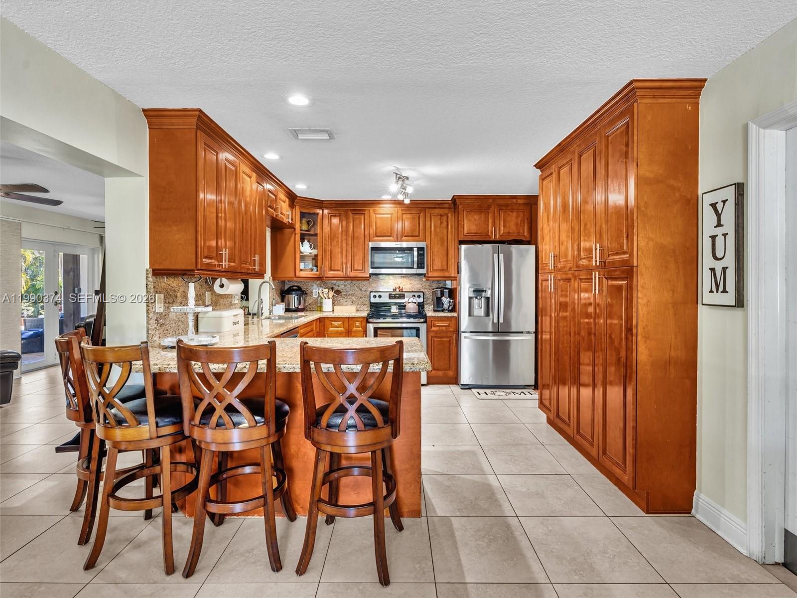 OAKS HILLS - Residential