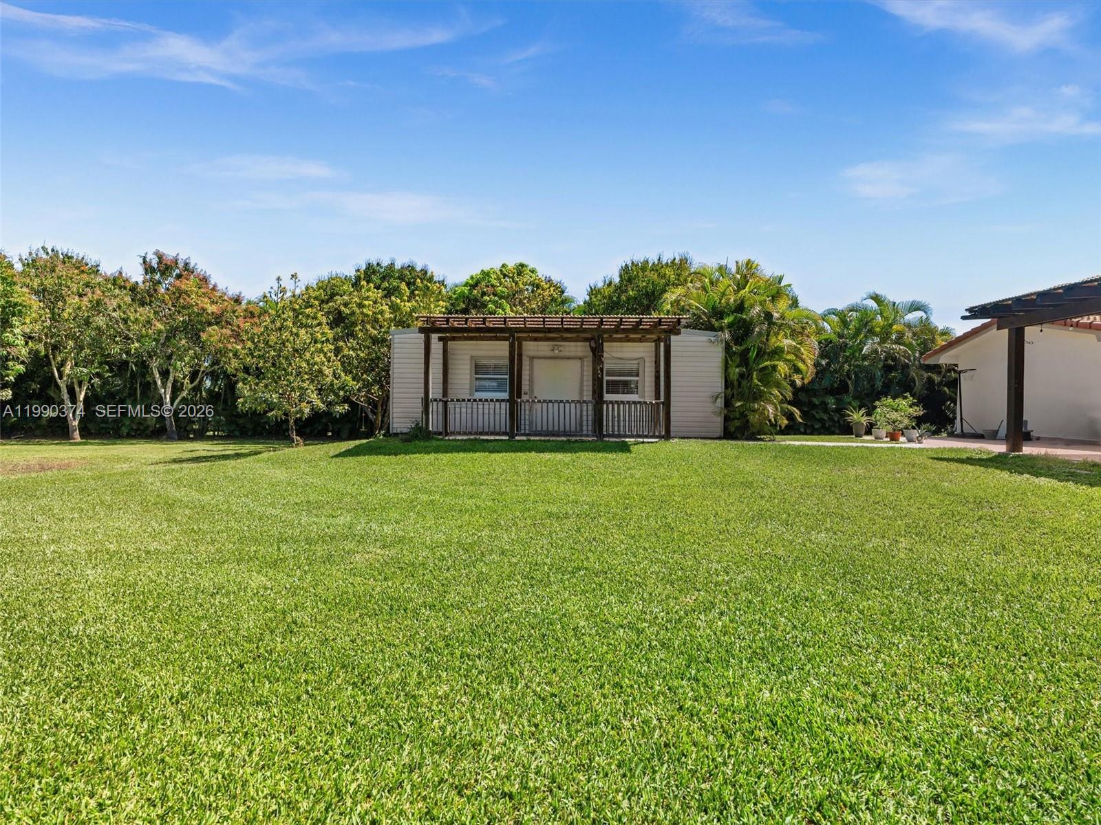 OAKS HILLS - Residential