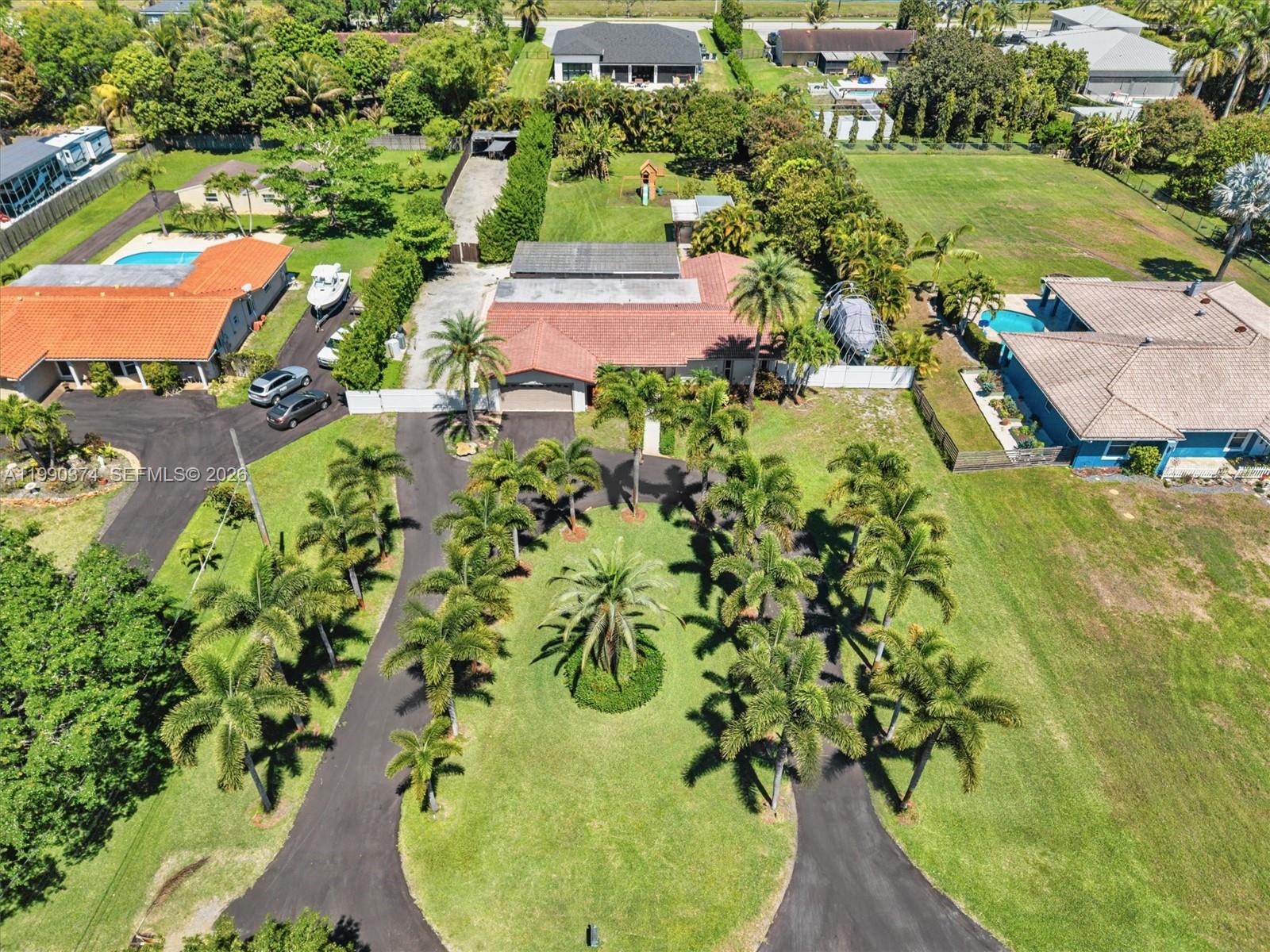 OAKS HILLS - Residential