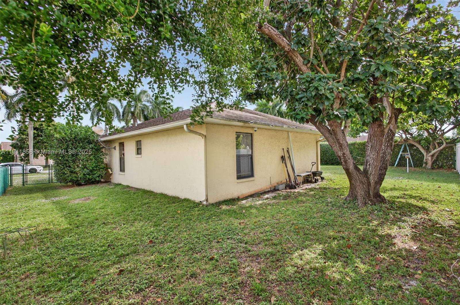 RIVERGLEN EAST - Residential