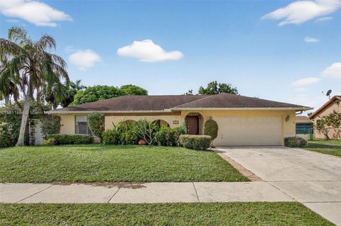 701 NW 41st Ter Deerfield Beach FL 33442