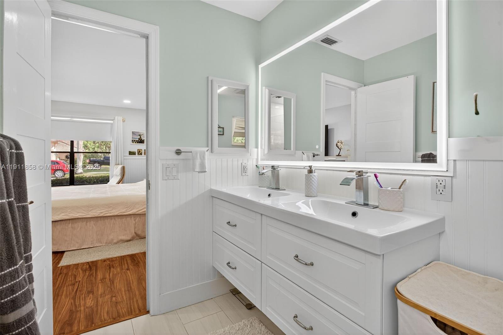 RIVERGLEN EAST - Residential