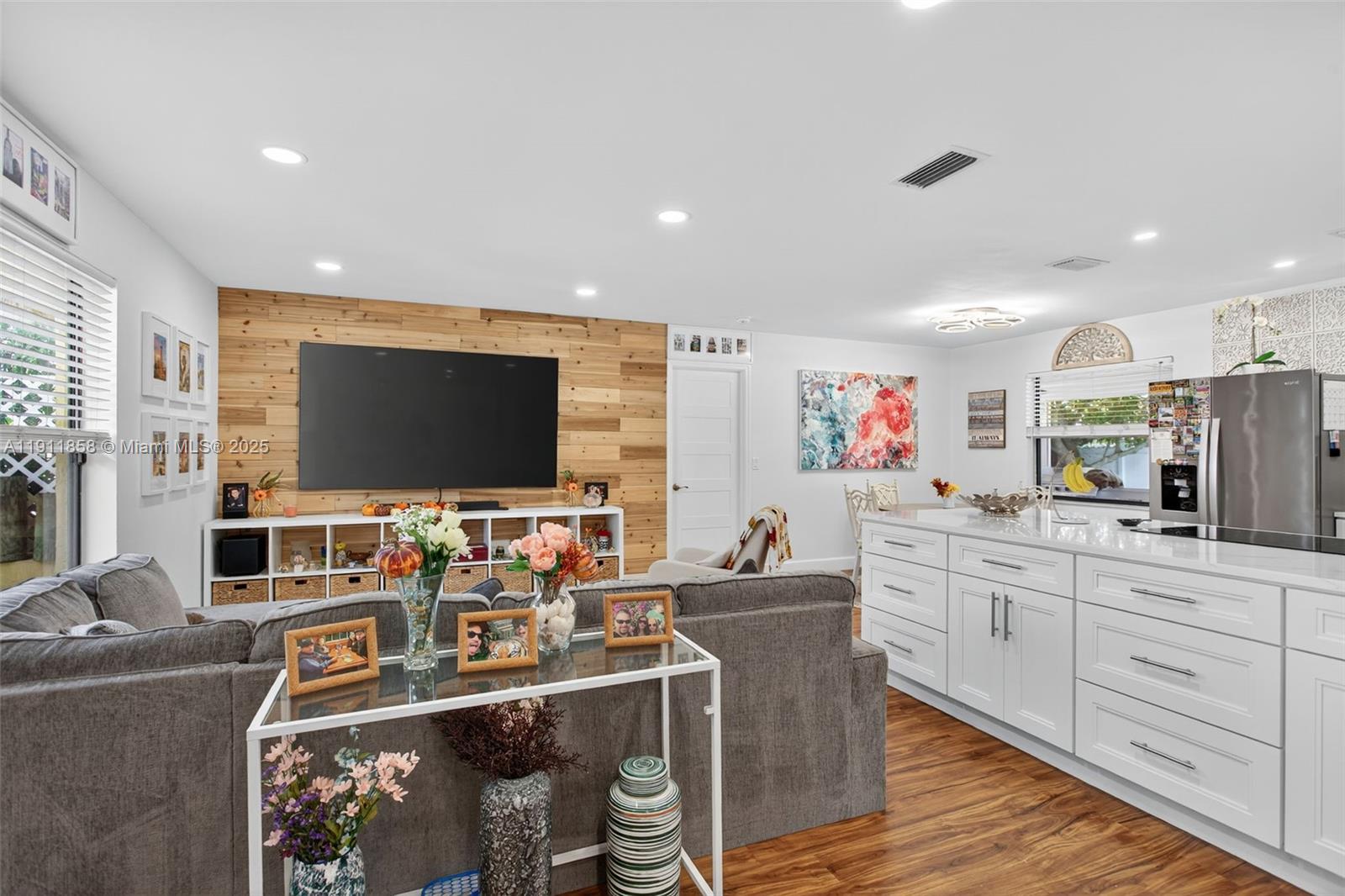 RIVERGLEN EAST - Residential