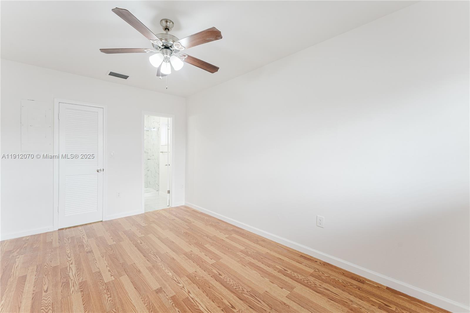 MIAMI GATEWAY - Residential Lease