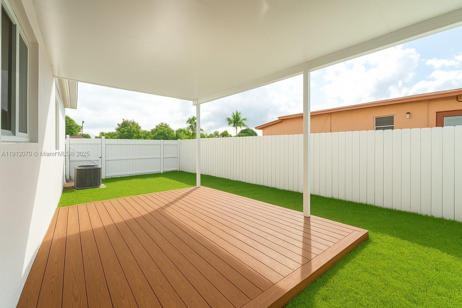 MIAMI GATEWAY - Residential Lease