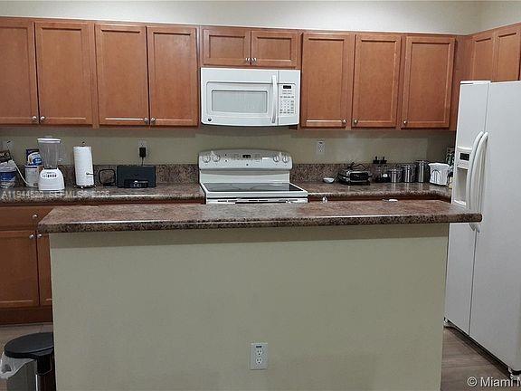 INTERLAKEN - Residential