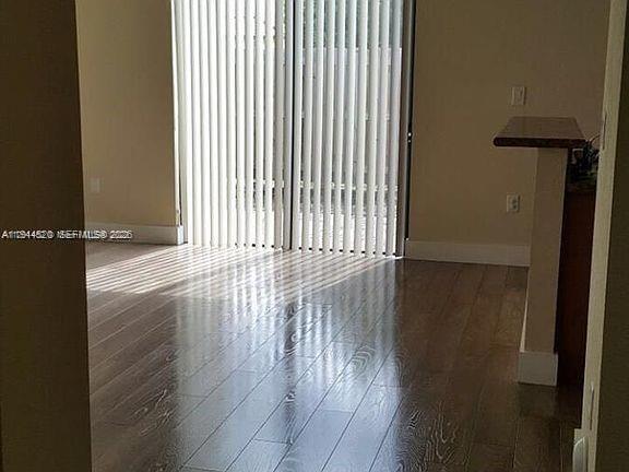 INTERLAKEN - Residential