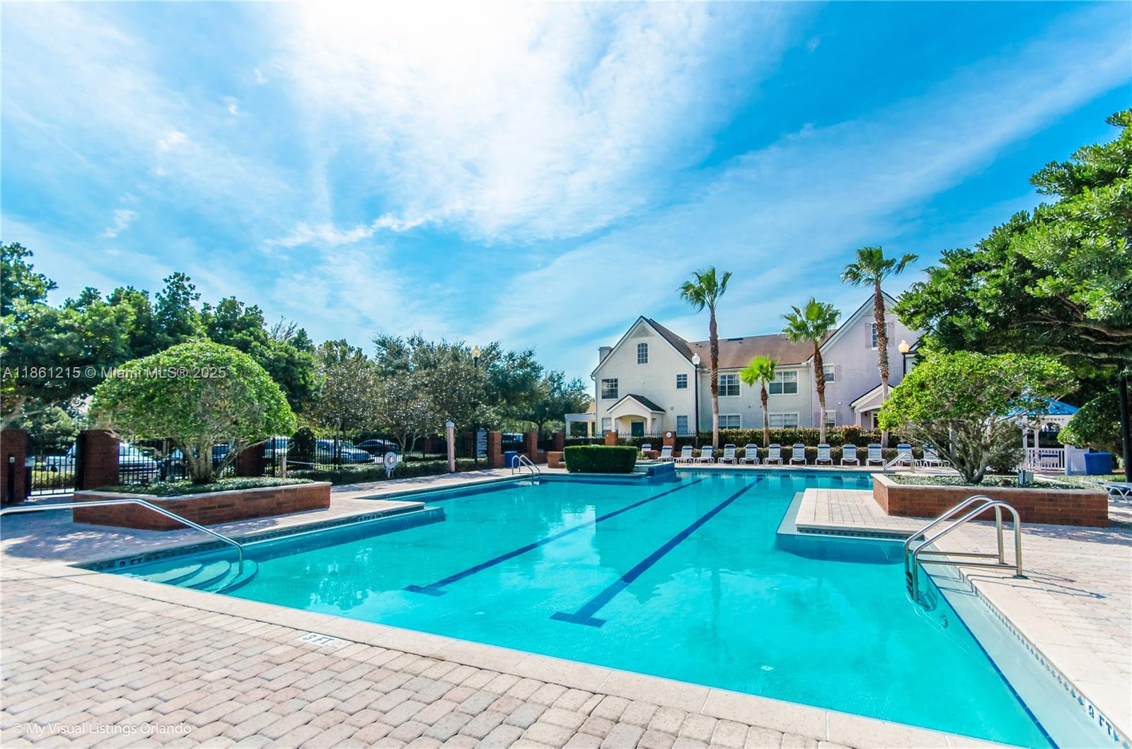 The Hamptons at Metrowest - Residential