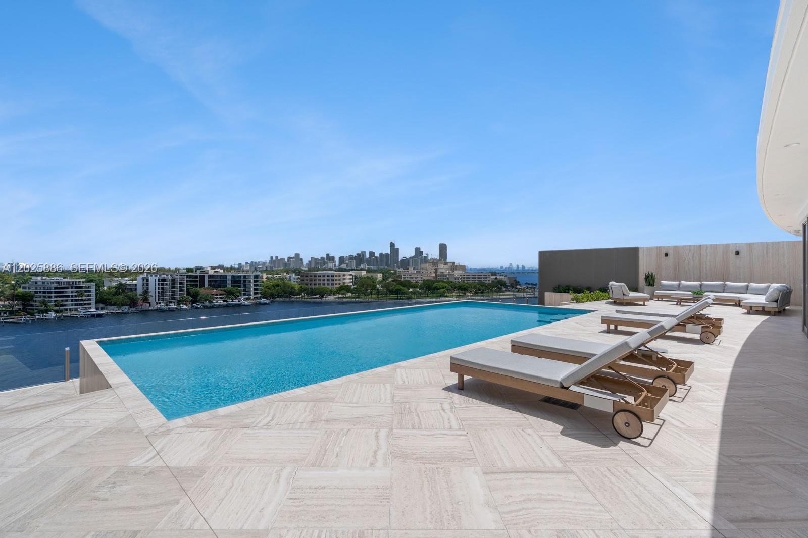 Vita at Grove Isle - Residential