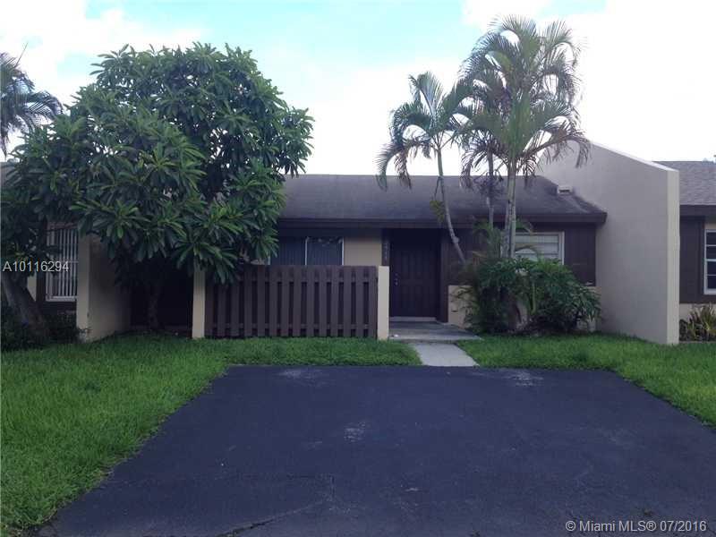 Completely renovated unit, new bathrooms and kitchen, new appliances including washer and dryer, recently painted and detailed. Beautiful unit with to bedrooms, two bathrooms. Relaxing canal view. Close to major expressways, ready to move in and easy to show. Corporate owned no risk of foreclosure or Short Sale.
