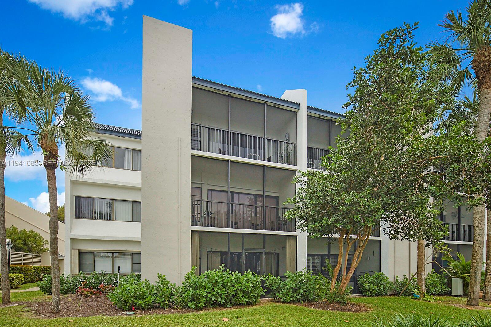 JUPITER OCEAN AND RACQUET - Residential