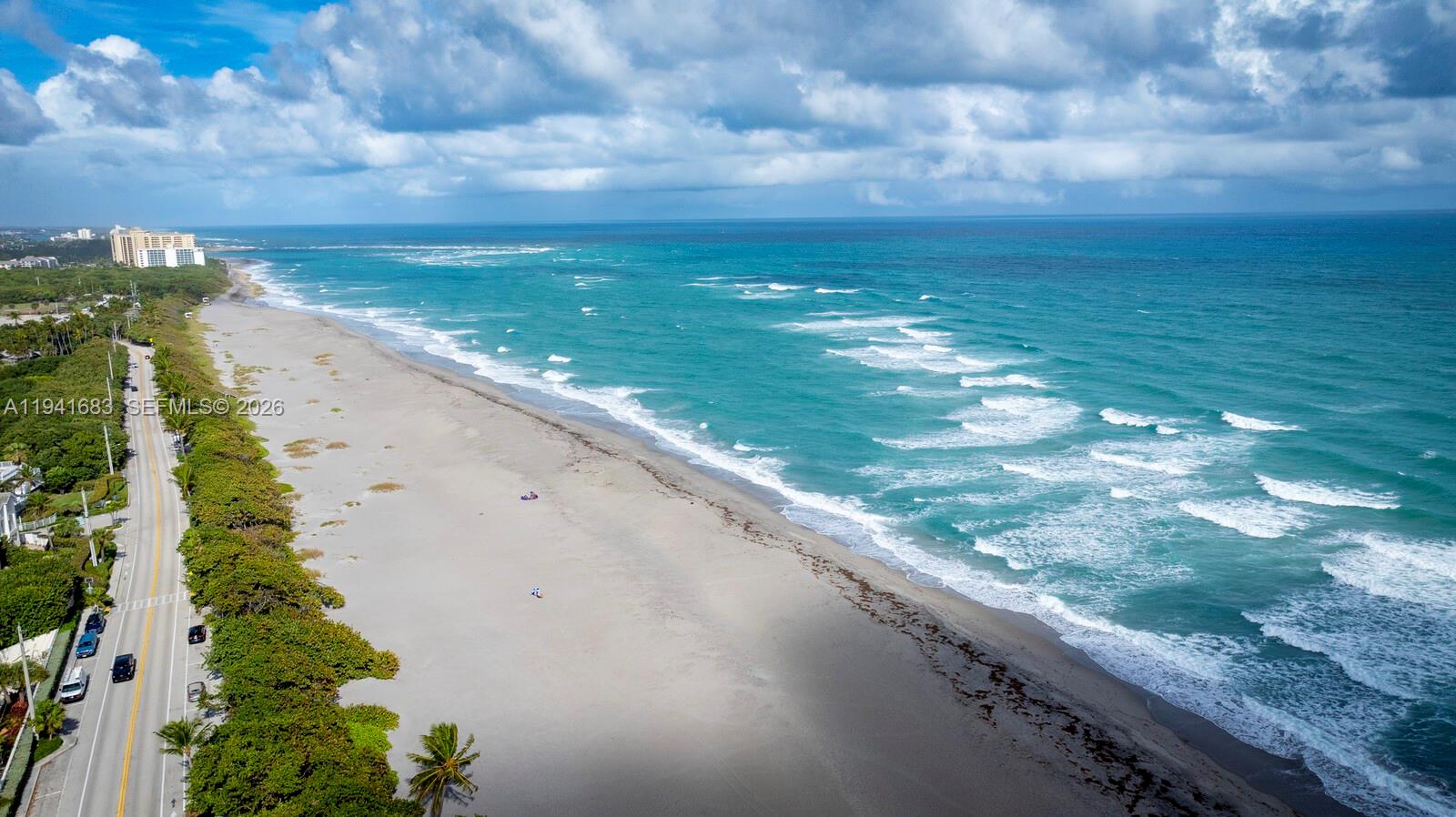 JUPITER OCEAN AND RACQUET - Residential