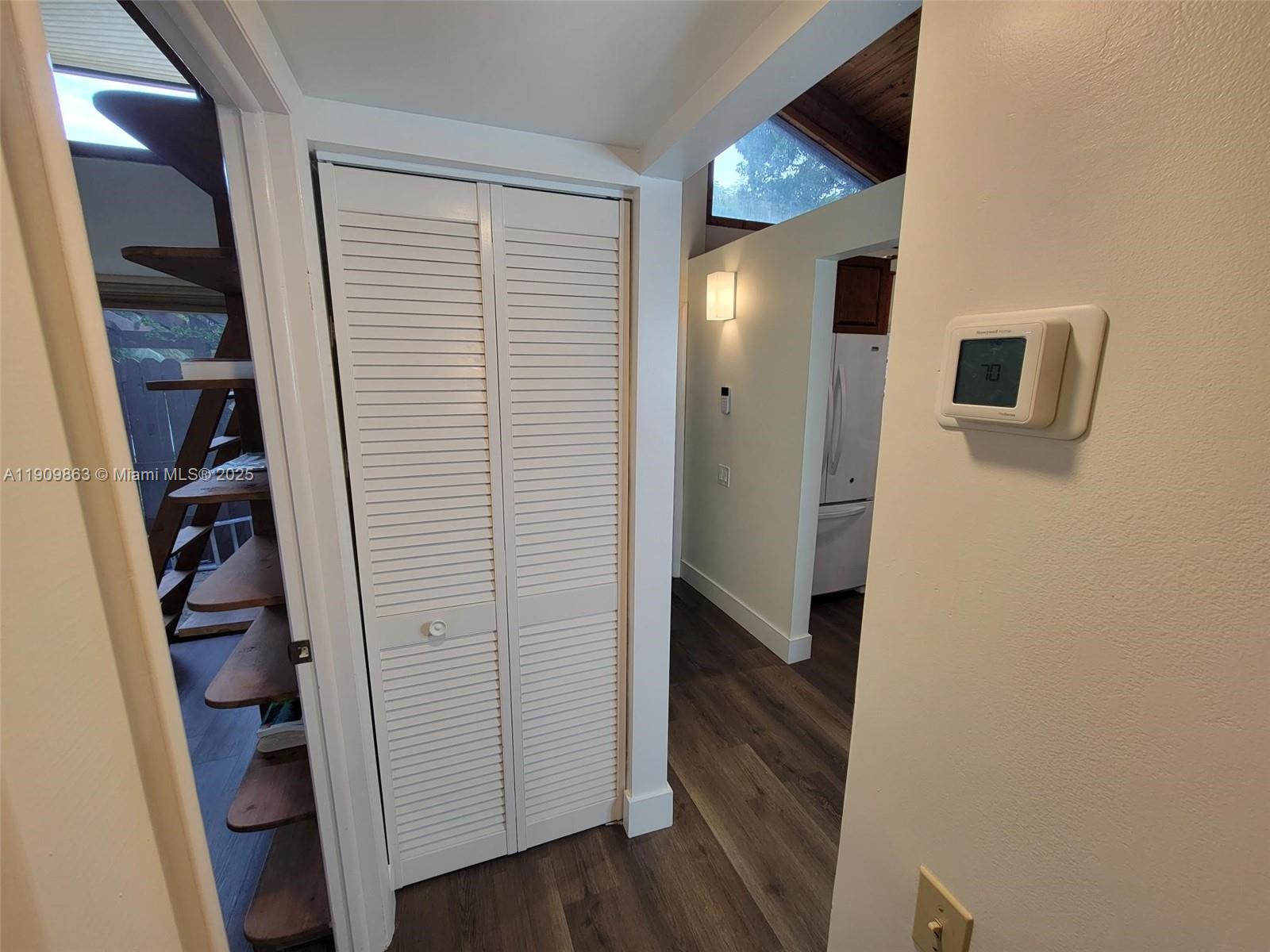 KILLIAN PINES TOWNHOUSES - Residential