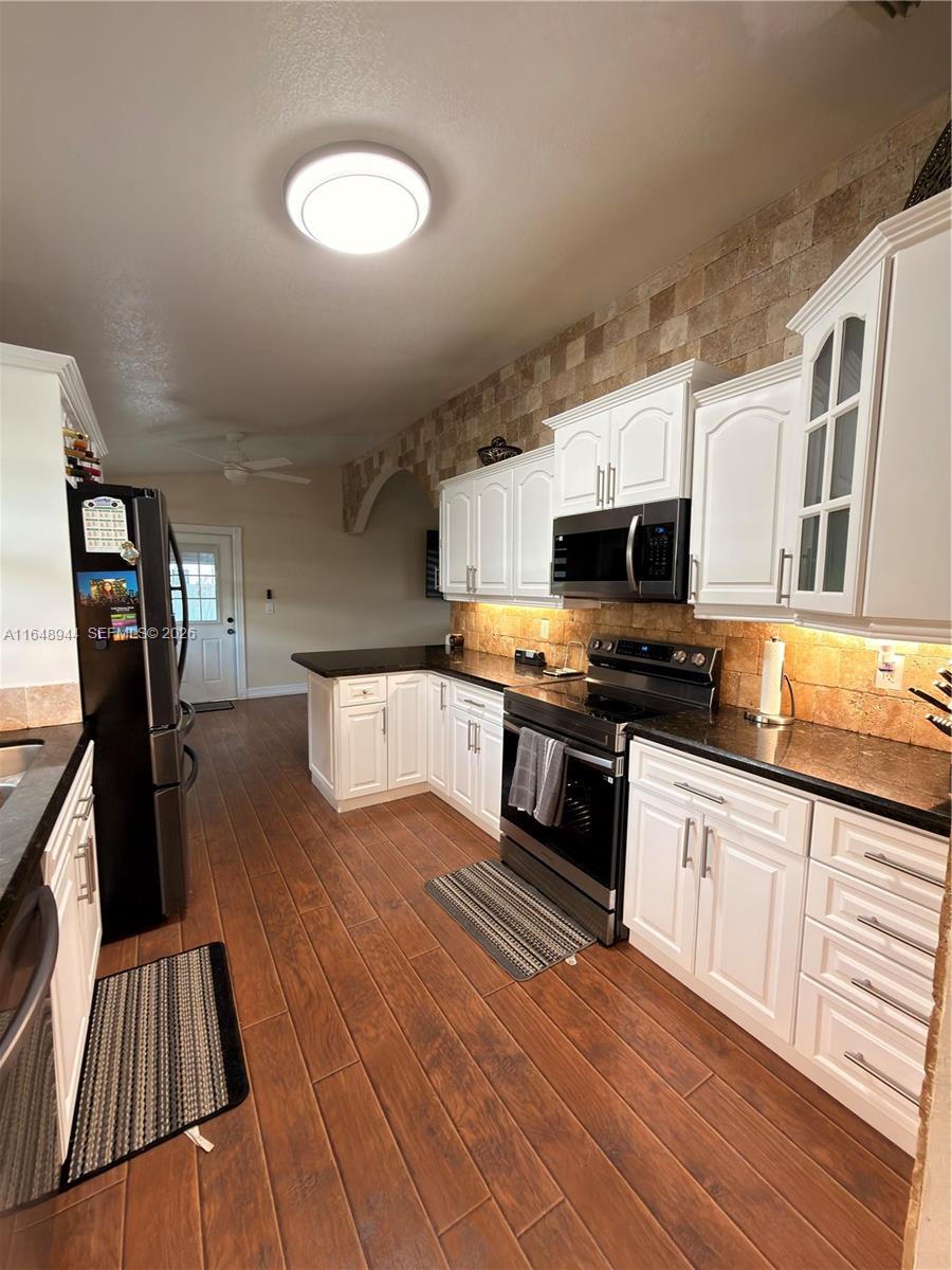 WESTBURY ESTATES - Residential