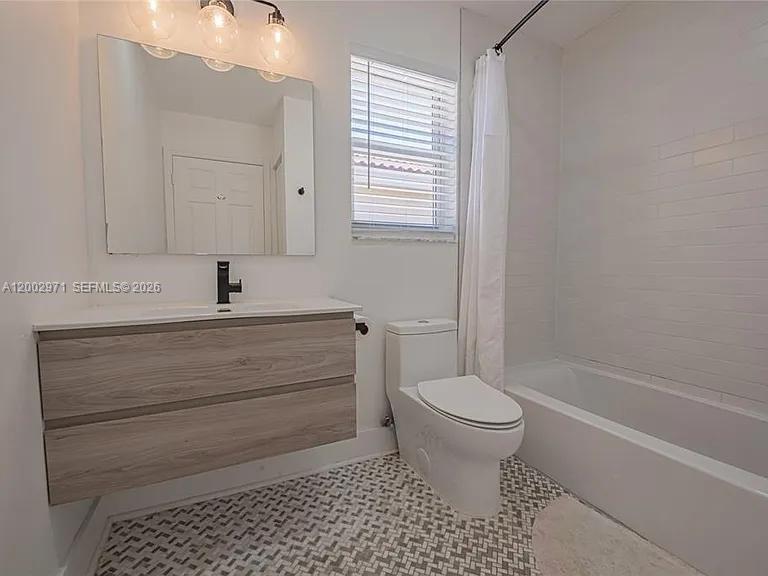 WEST LAKE VILLAGE PLAT - Residential Lease