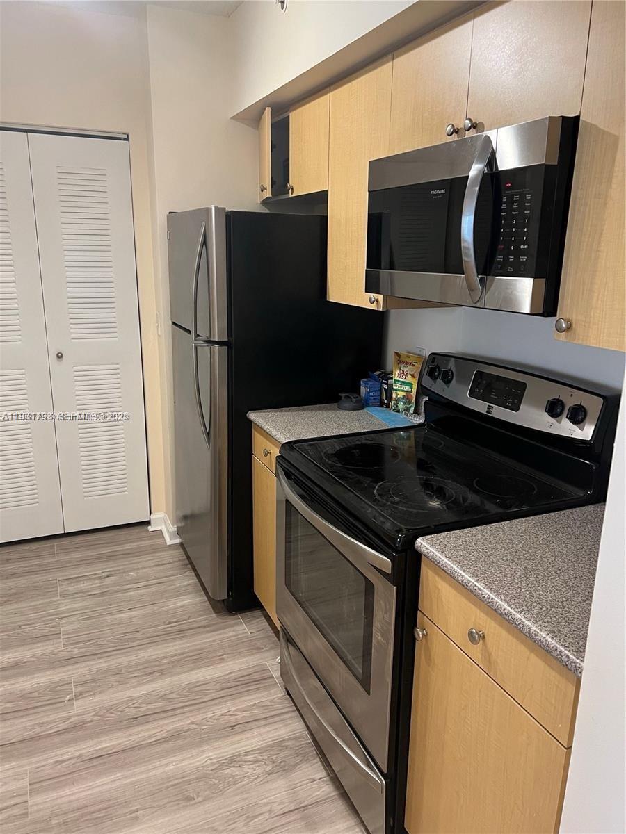 REGENT PARK CONDO - Residential Lease